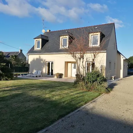 Maison Arromanches: Spacious 5-Bedroom with Garden, Near Beach Tracy-sur-Mer Exterior photo